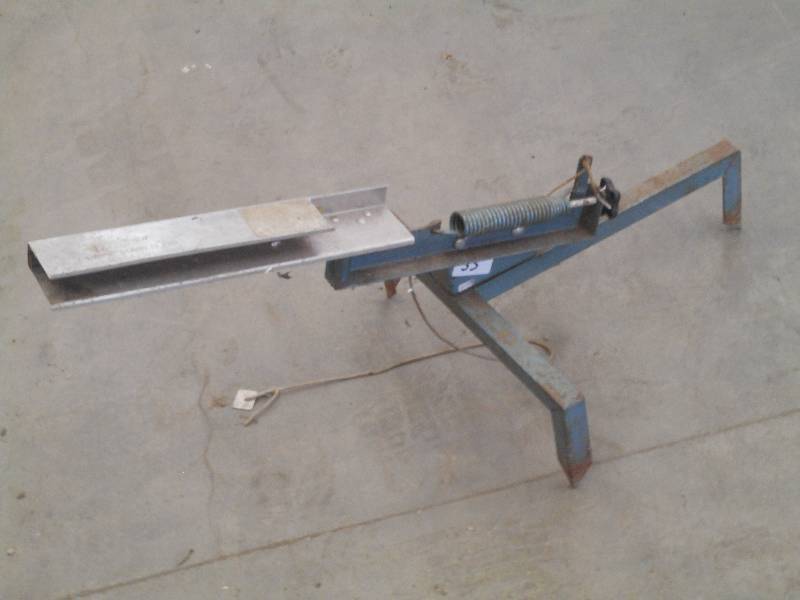 lot 55 image: Hopps Clay Target Thrower ...