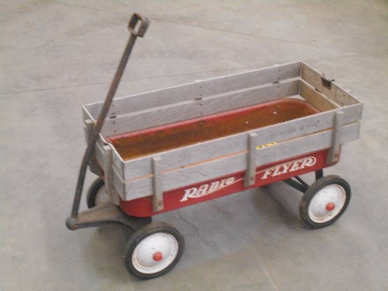 lot 64 image: Vintage Radio Flyer Steel Wagon ...