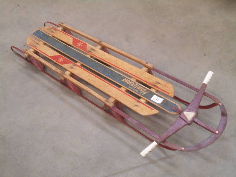 lot 131 image: Vintage Wards Hawthorne Snow Sled ...
