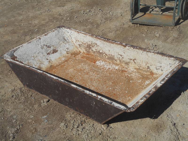 lot 8 image: 3x5 Industrial Mixing Tub, 12 De...