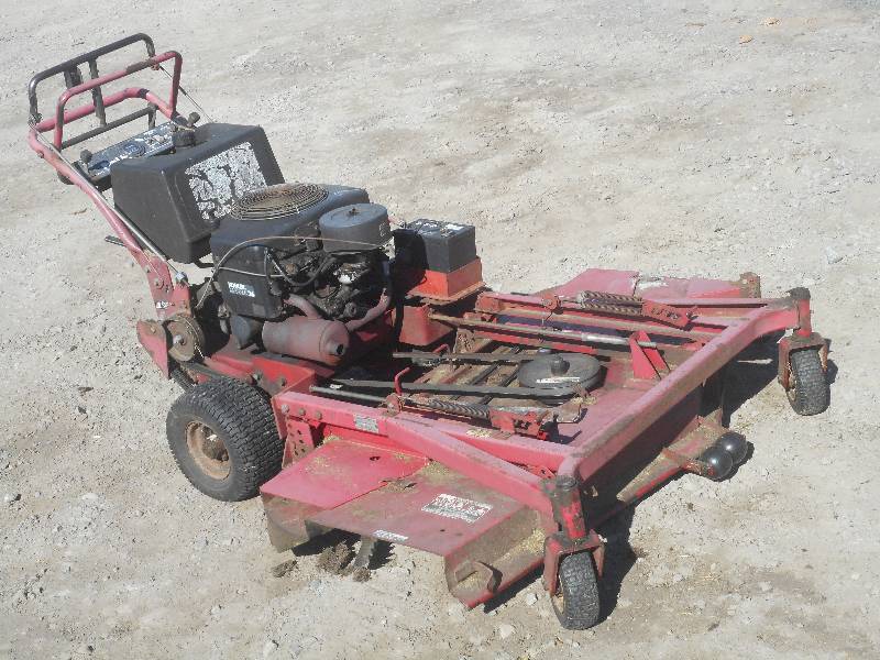 lot 5 image: Toro Proline Walk Behind Lawn Mower...