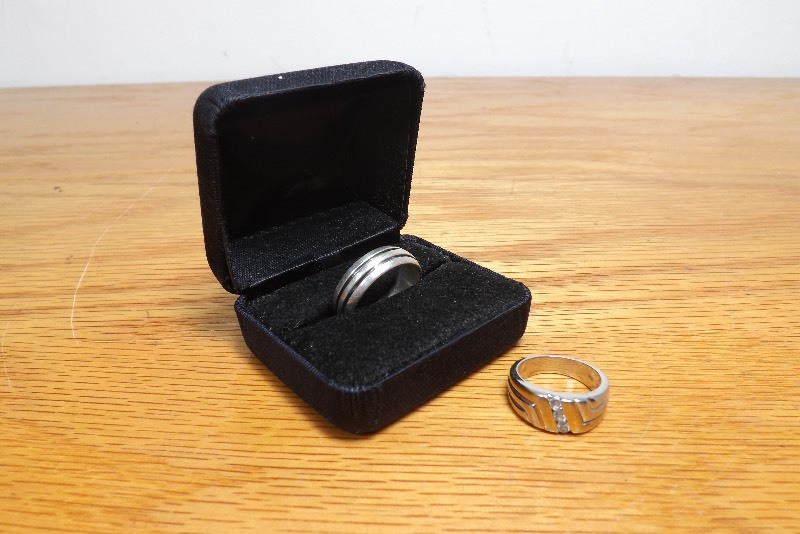 lot 12 image: 2 Sterling Mens Rings