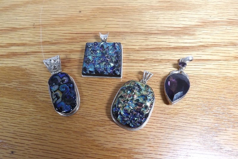 lot 14 image: lot of 4 Large Sterling Silver Druzy Type Pendants