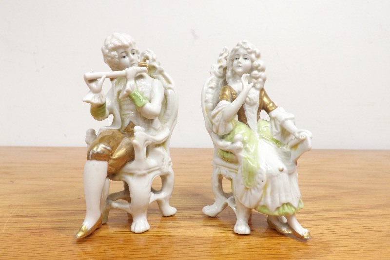 lot 29 image: 2 Antique Gebruder Heubach Depose Porcelain Germany Figurines