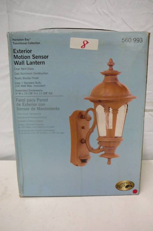 EXTERIOR MOTION SENSOR LANTERN