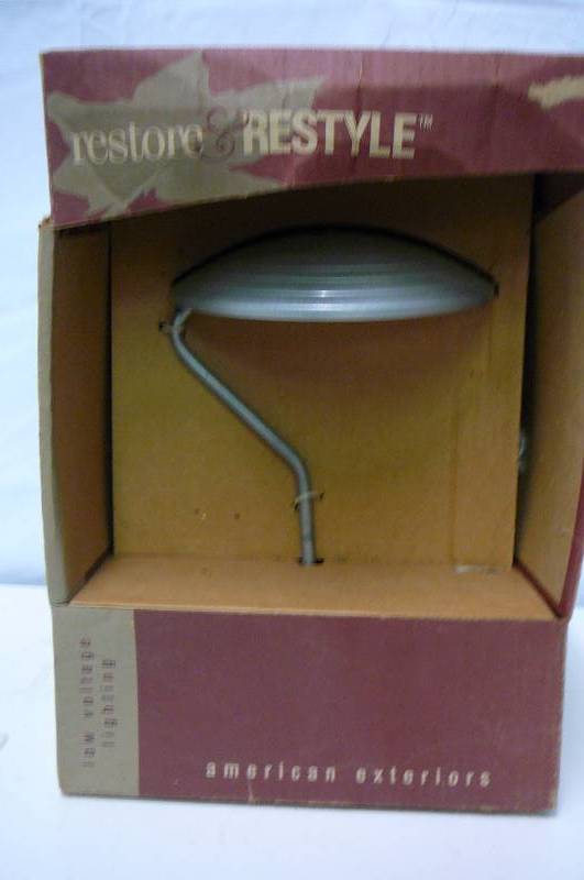 LOW VOLTAGE LIGHTING