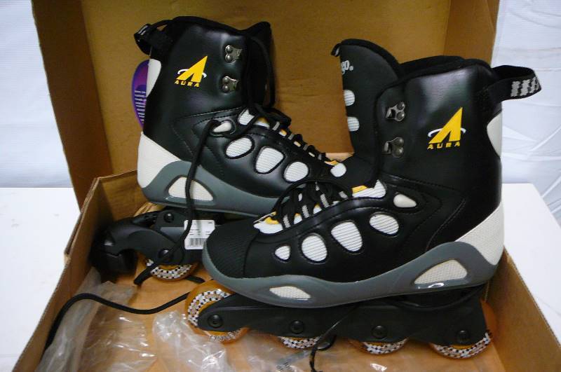 ROLLER BLADES
