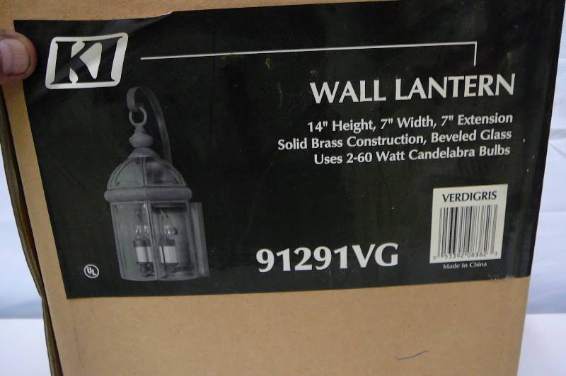 WALL LANTERN