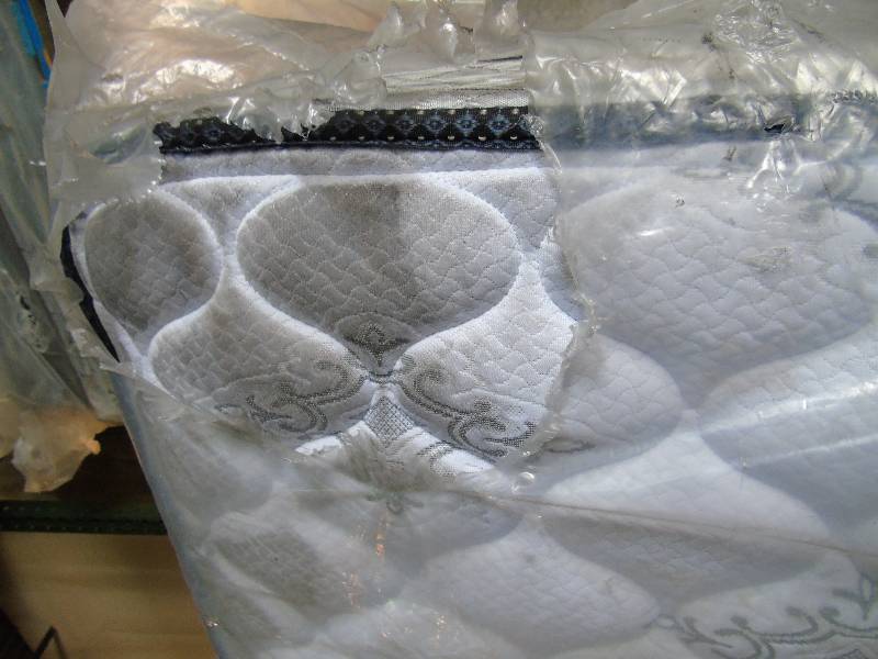 Serta Lake Winds Perfect Sleeper Firm Mattress - King