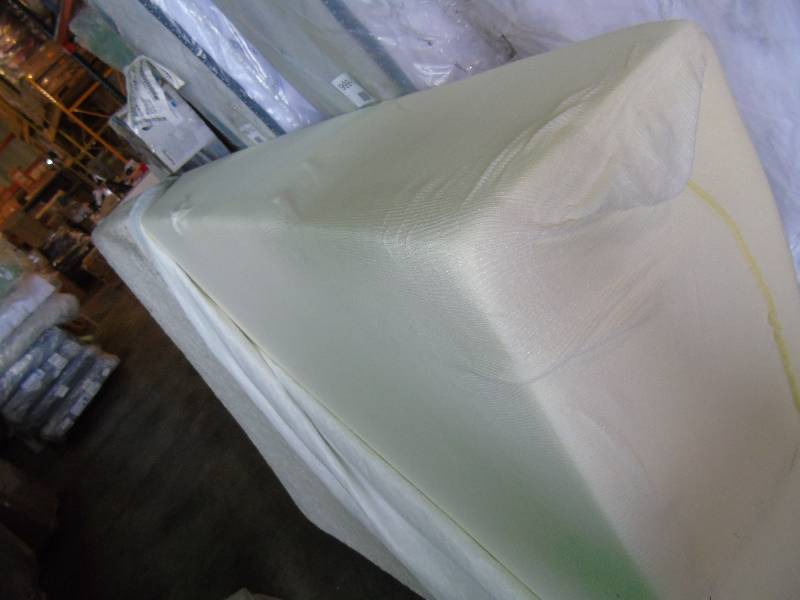 Comfort Revolution 10 Memory Foam Queen Mattress
