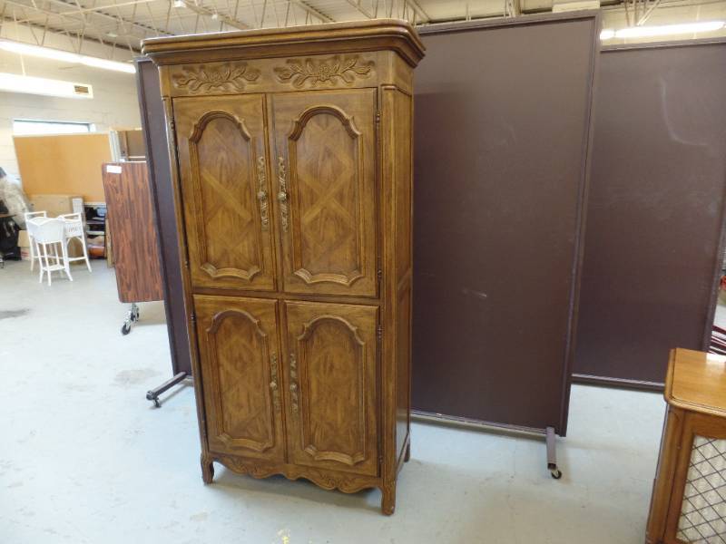 Armoire