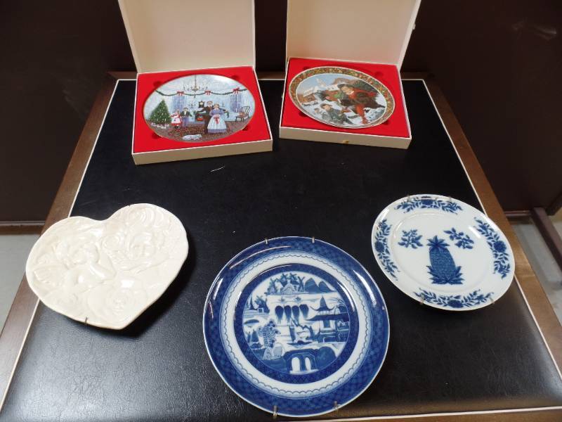 Decorative  Collector Plates
