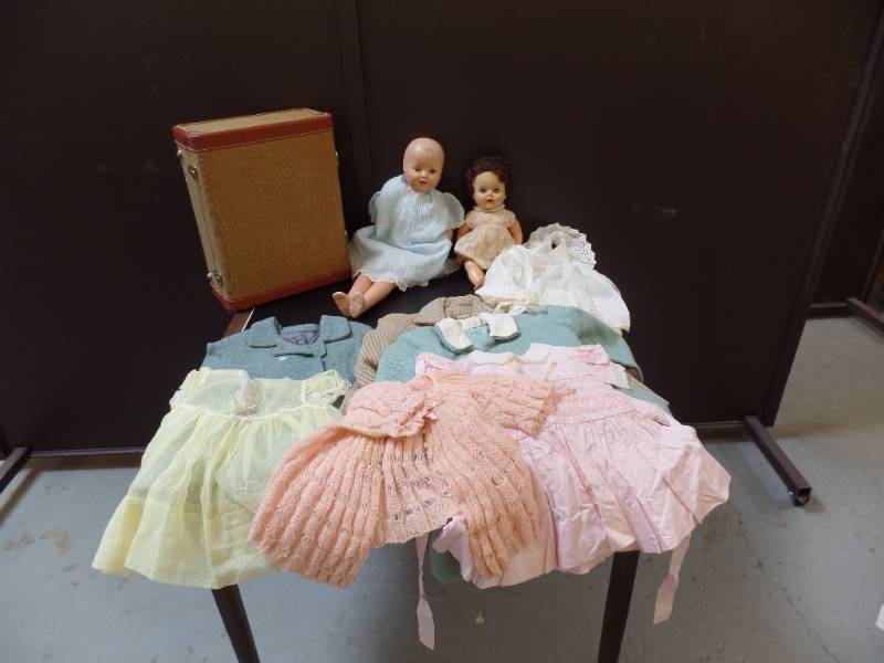 Vintage Dolls, Clothes and Coats, Suitcase