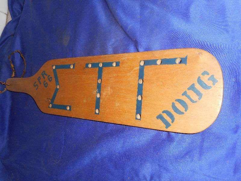 VINTAGE FRATERNITY PLEDGING PADDLE