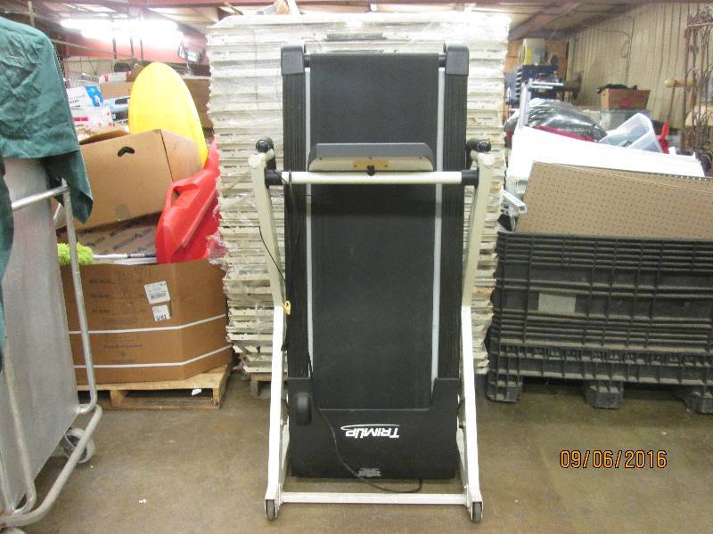 lot 4 image: Trimup Tread Mill...