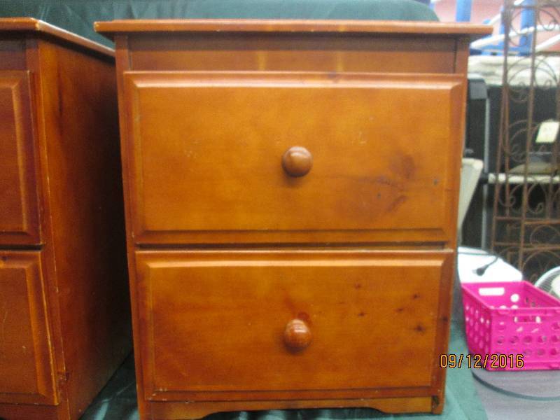 lot 35 image: Night Stand 21Lx24Hx17W...