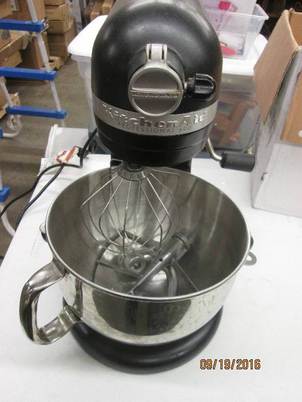 lot 45 image: kitchen aid professional 6 qt mixer...