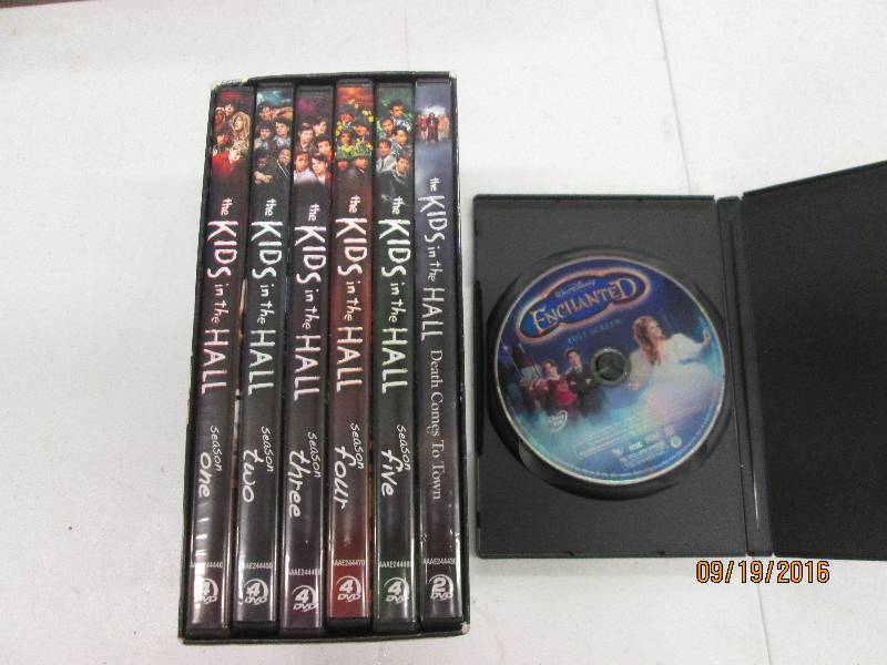 lot 66 image: the kids in the hall complete seri...