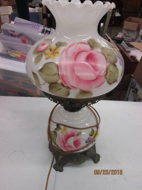 lot 92 image: 1 lamp ...