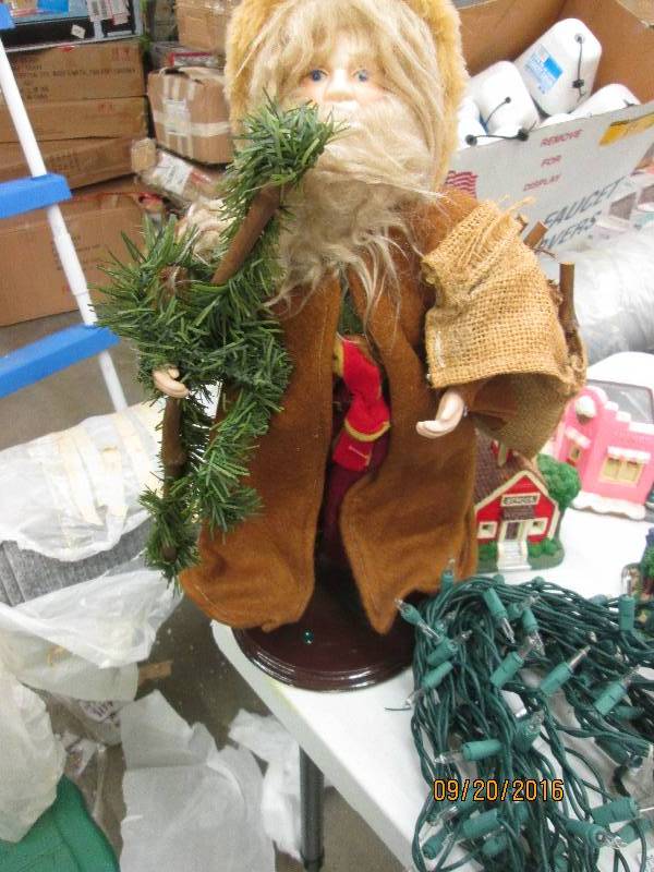 lot 111 image: 29 gallon tote full of christmas st...