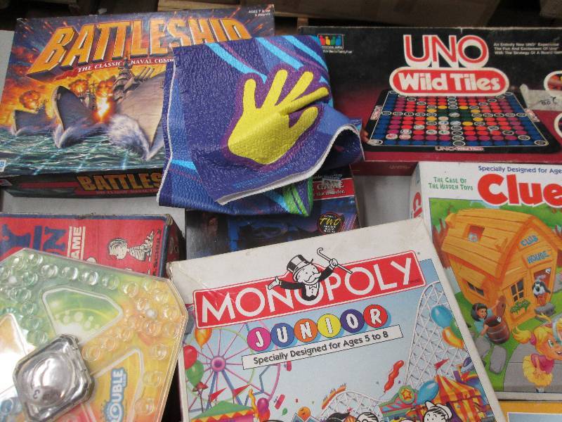 lot 213 image: lots of games 9 of them crack the c...