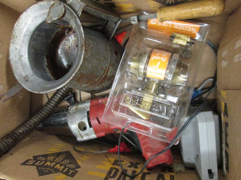 lot 227 image: 4 dead bolts with keys old oil can,...