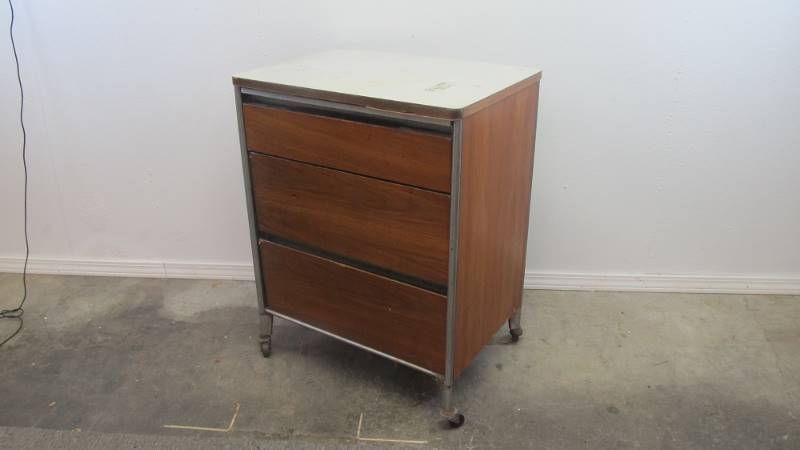 lot 10 image: 1950s Raymond Loewy Rom-Hill Medical Cabinet.