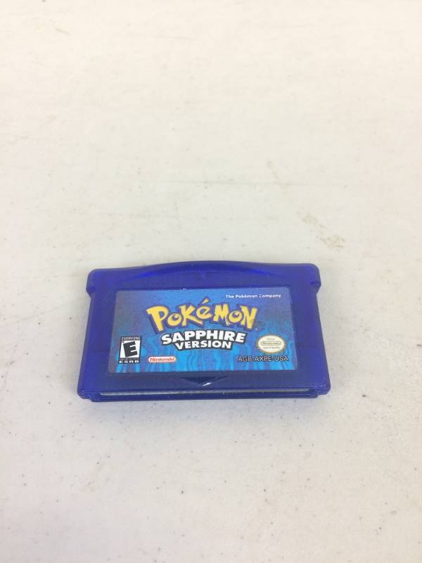 lot 21 image: Pokemon Sapphire Nintendo Gameboy Advance WORKS