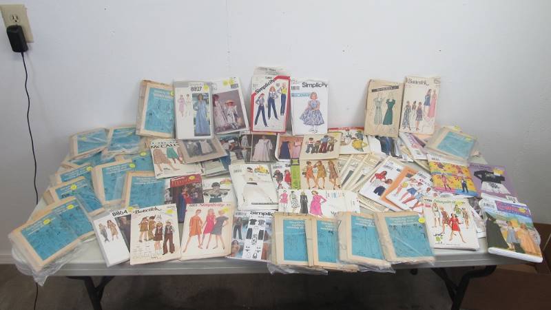 lot 39 image: Large Lot of Vintage Sewing Patterns