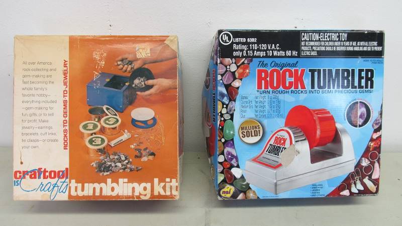 lot 46 image: Pair of Working Rock Polishers Tumblers