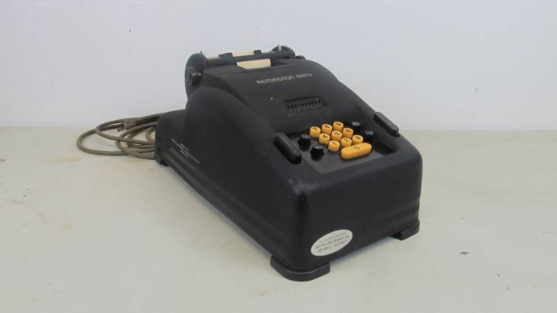 lot 58 image: Working Vintage Remington Rand Adding Machine