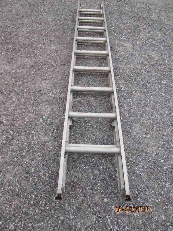 lot 8 image: 20 foot extension ladder...
