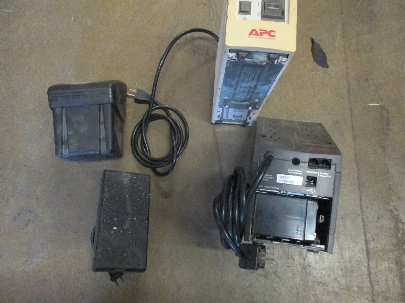 lot 52 image: 1 apc back-up missing front battery...