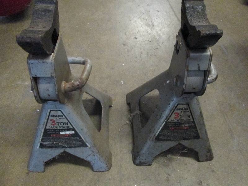 lot 60 image: 2 sears 3 ton jack stands grey ...