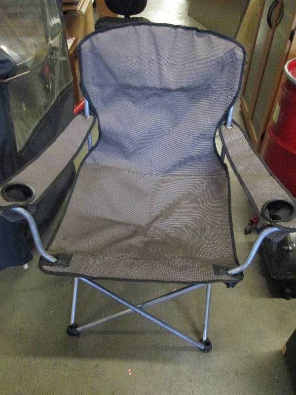 lot 82 image: brown ouddoor folding chair used ...