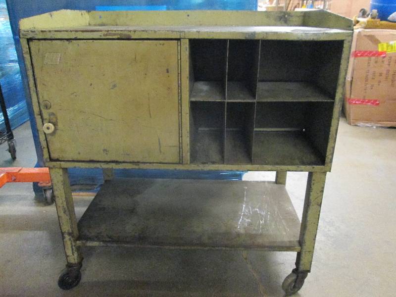 lot 89 image: Green metal rolling table 30 wide ...
