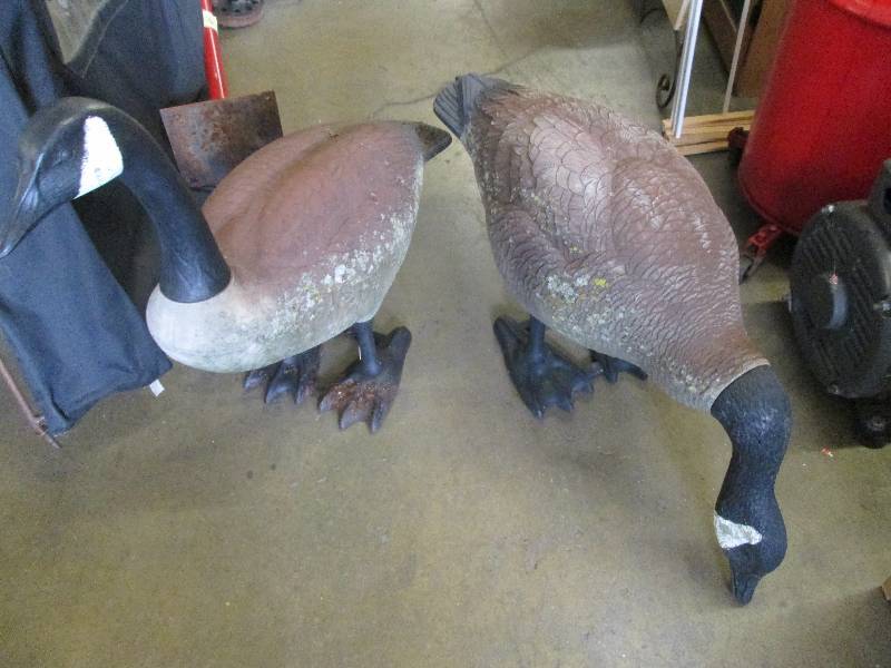 lot 105 image: 2 goose decoys used ...
