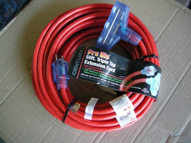 lot 55 image: New Heavy Duty 50 Triple Tap Extension Cord