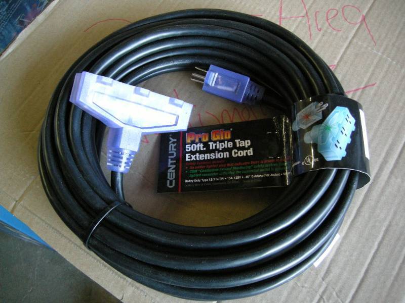 lot 58 image: New Heavy Duty 50 Triple Tap Extension Cord