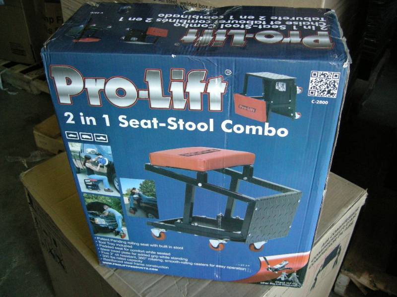 lot 67 image: Pro-Lift 2-in-1 Seat Stool Combo