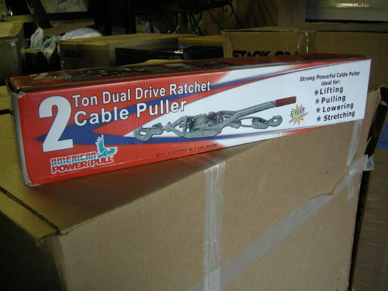 lot 70 image: 2 Ton Cable PullerCome-along