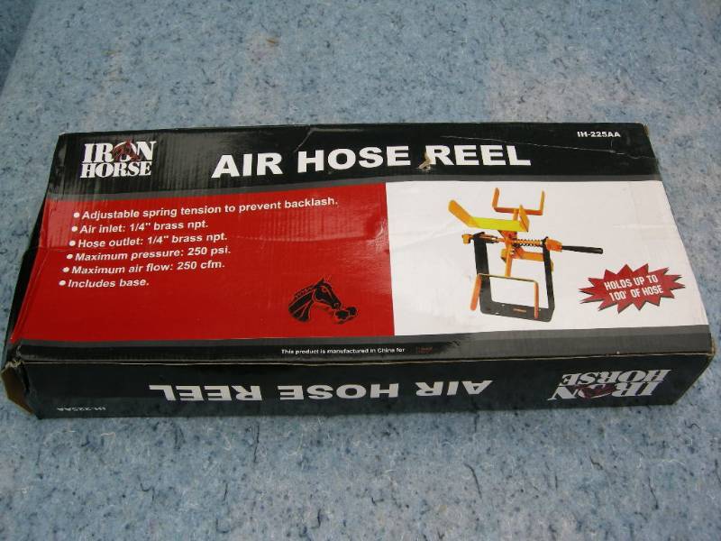 lot 127 image: Iron Horse Air Hose Reel