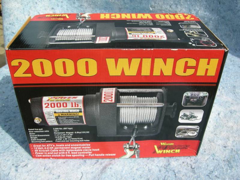 lot 130 image: Wood Power Winch 2000 lb