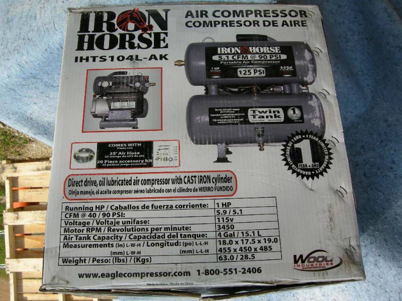 lot 40 image: Iron Horse Air Compressor with Accessories