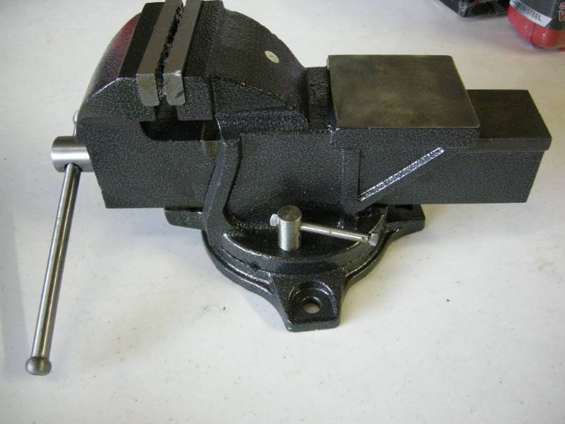 lot 179 image: King 4 Bench Vise