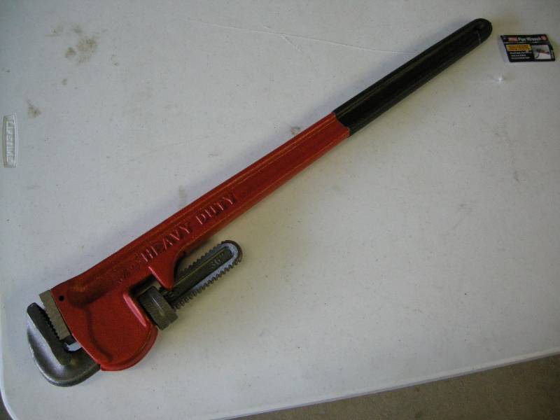 lot 187 image: King 36 Pipe Wrench