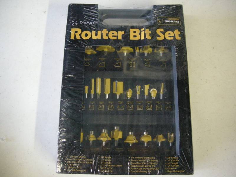 lot 191 image: Router Bit Set