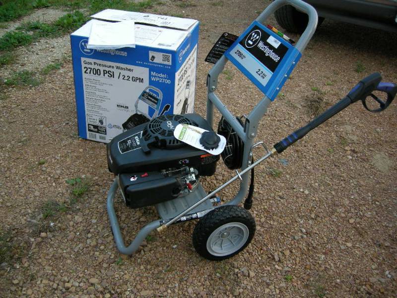 lot 44 image: Westinghouse 2700 Pressure Washer