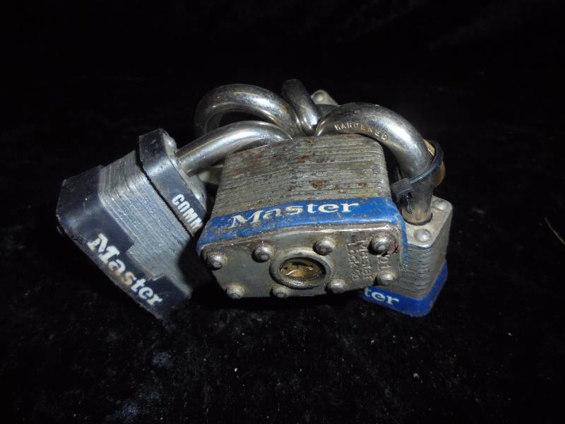 Set of 5 Master Locks, Keyed Alike, Extra Keys