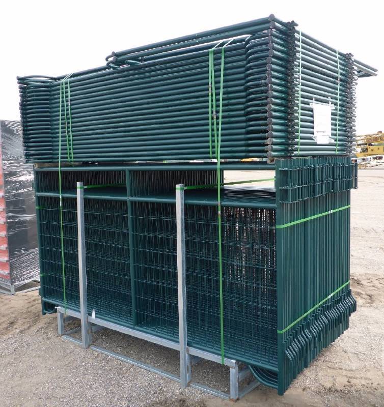 NEW LOT OF 23 PCS 9 FT CORRAL PANEL MESH